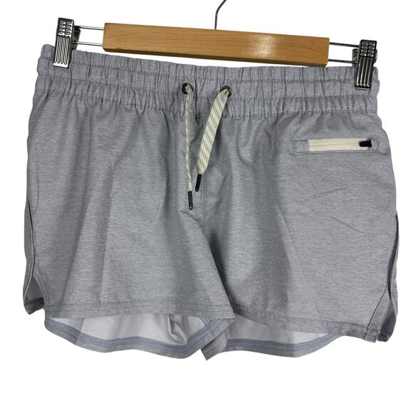 Vuori Pants - Vuori Clementine Shorts Womens XSmall Gray Running Gym Shorts *LINER CUT OUT*